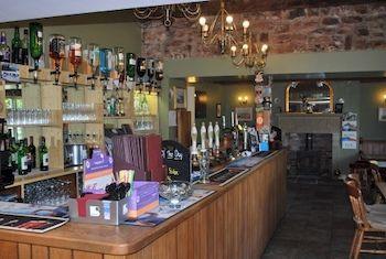 The Okeover Arms Ашборн Экстерьер фото